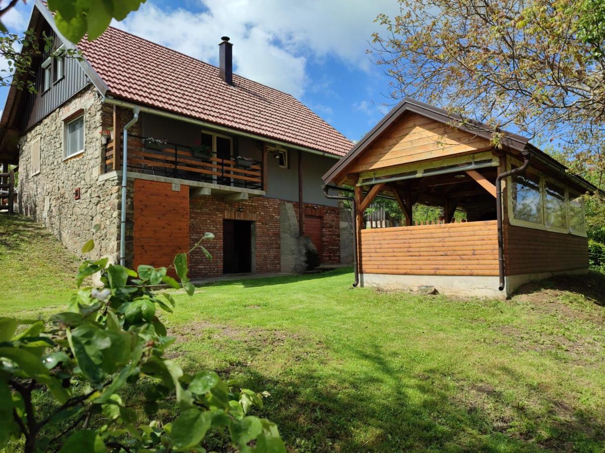 Holiday Home "Sleme" With Jacuzzi, Big Garden And Arbor With Fireplace Skrad Ngoại thất bức ảnh